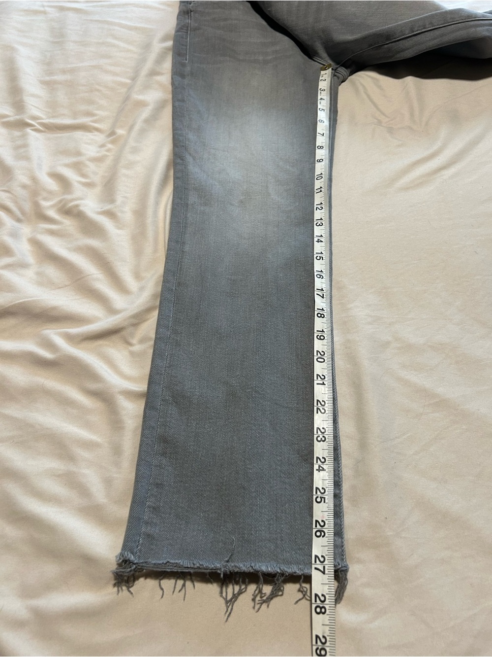 MOTHER The Rascal Ankle Fray Jeans - Picture 7 of 7